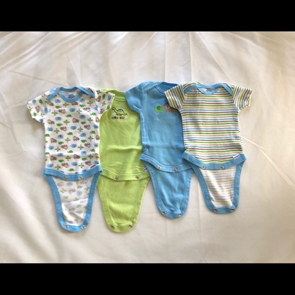 FREE WITH ANY PURCHASE Gerber Newborn Onesies